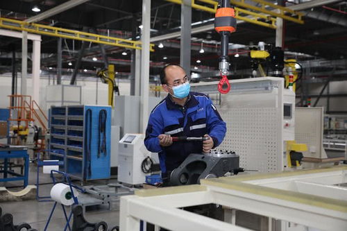 上海高科技企業(yè)復(fù)工，自動化科技助機器人生產(chǎn)機器人